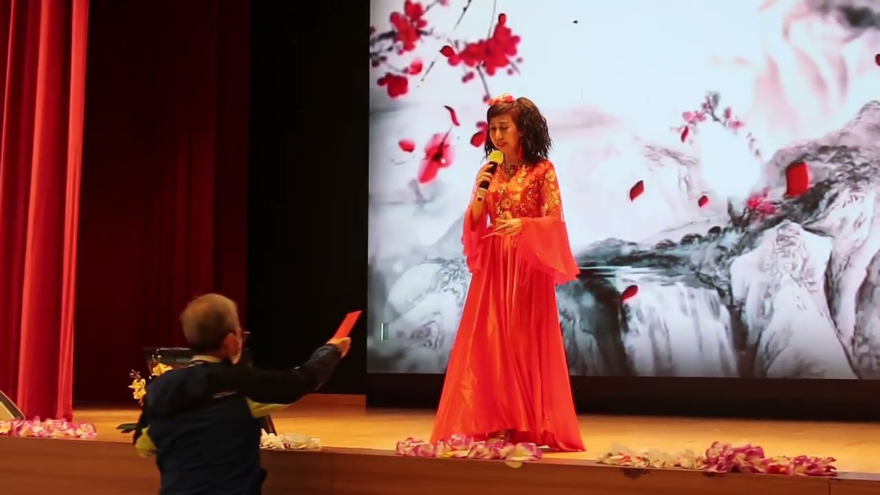 Civilized culture - Singing 萬水千山總是情 (260221 MVI 0940)