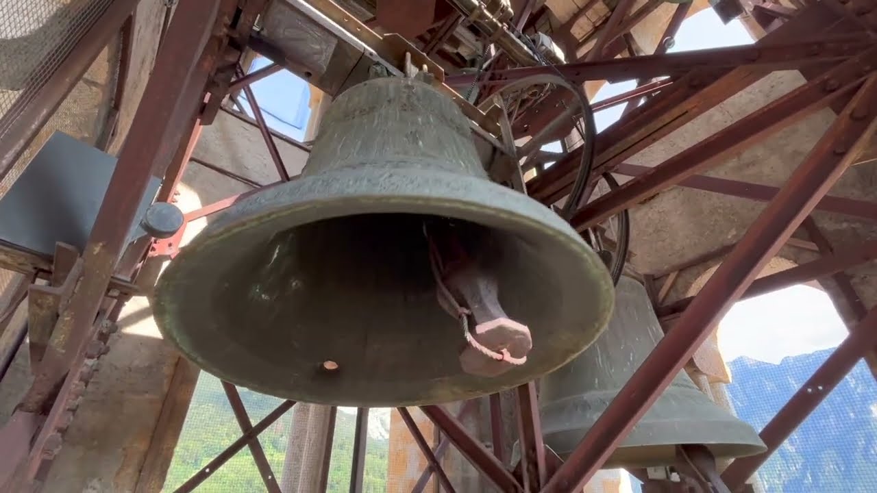 Suonate nella cella campanaria - Campane della Chiesa Parrocchiale dell'Immacolata a Strigno (TN)