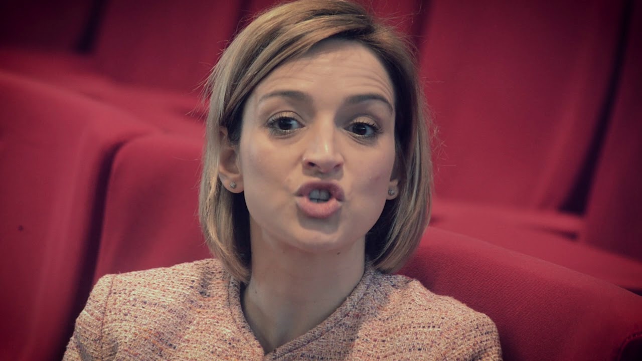PATRÍCIA MATOS em 2 DEDOS DE CONVERSA (Completo)