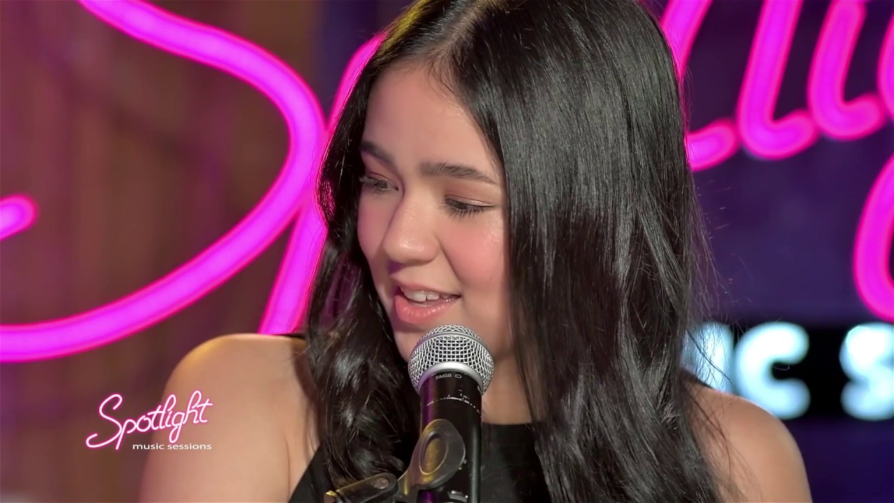 Mikee Quintos performs 