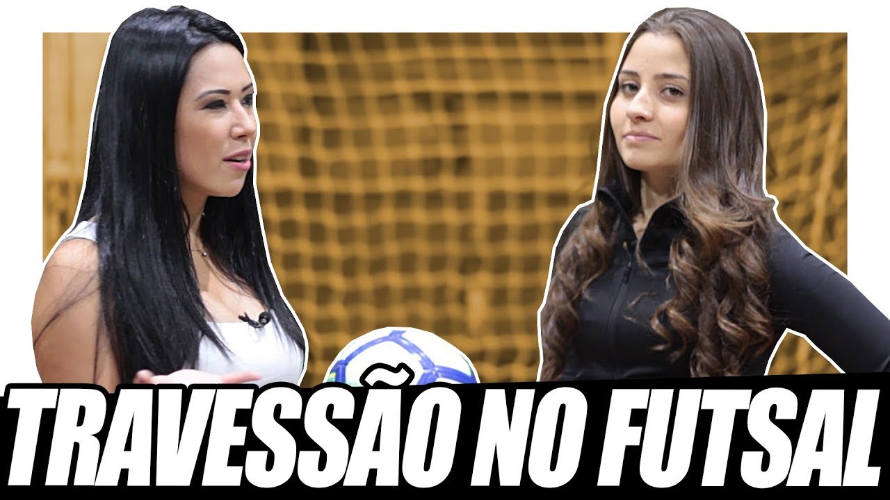 DESAFIO DO TRAVESS&Atilde;O NO FUTSAL (com Luana Maluf e Raquel Freestyle) - T&Aacute; BELA