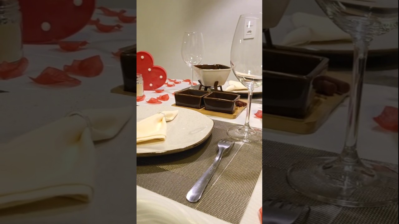 Mesa posta para um jantar especial ❤️❤️
