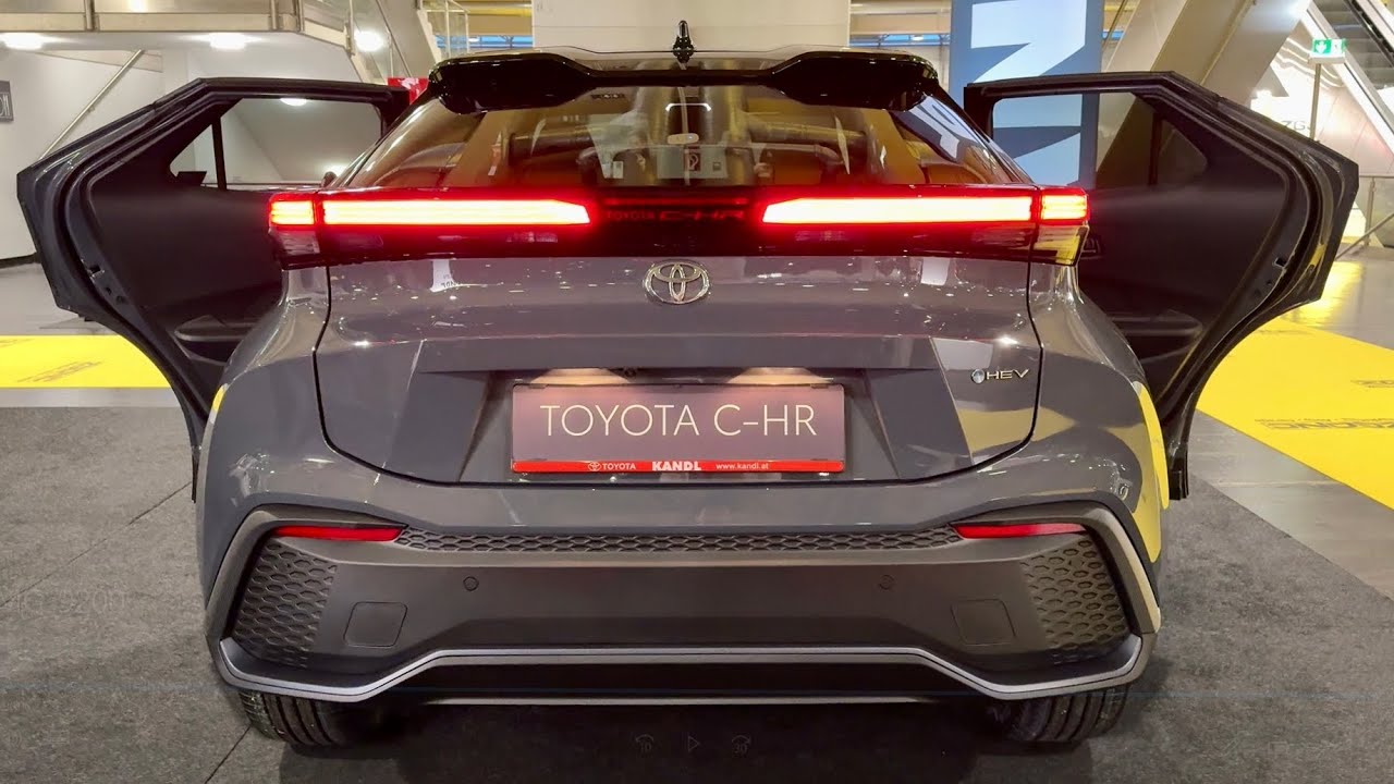 TOYOTA C-HR 2026 - PRACTICALITY test & TRUNK SPACE (UPDATED model)