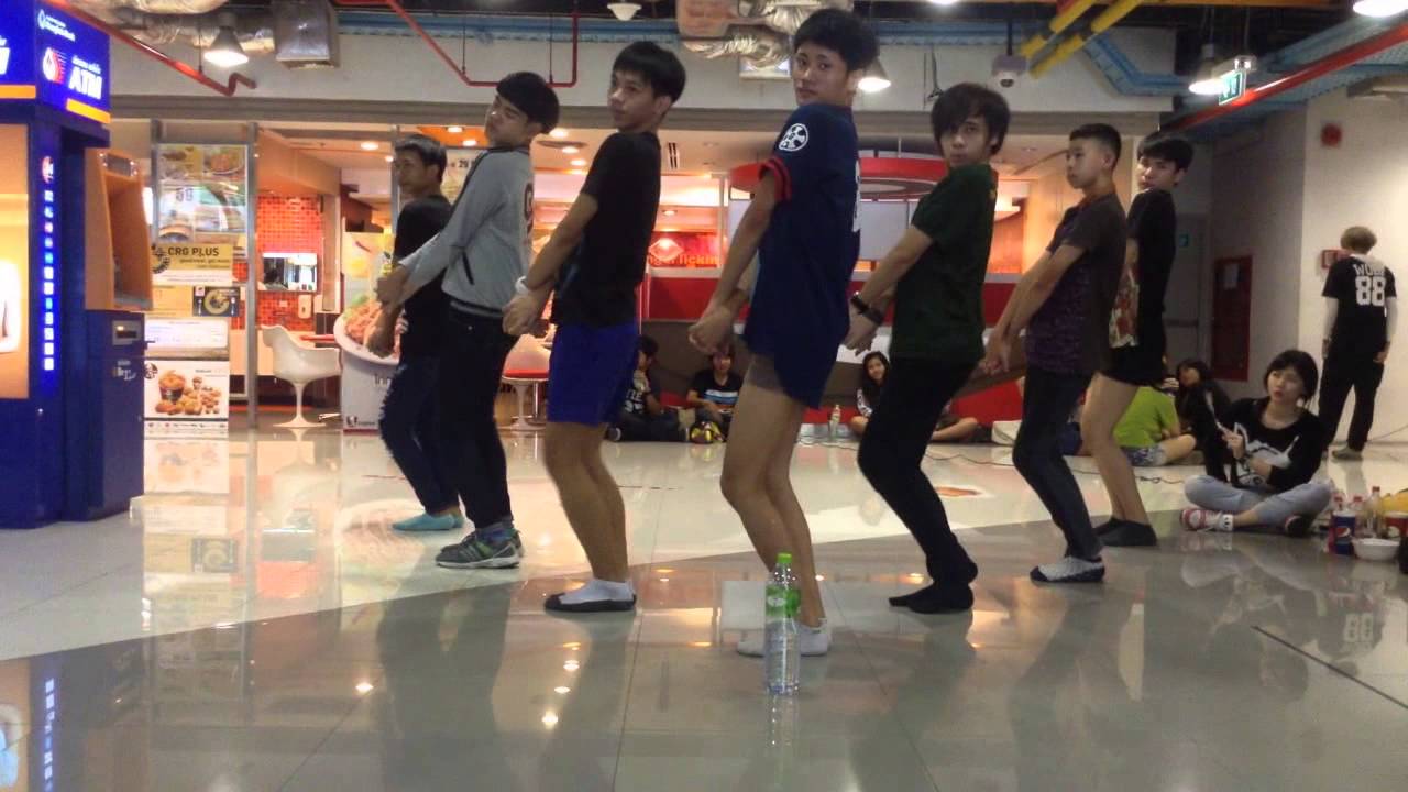 Boy's Angelica Cover AOA - 짧은 치마 (Miniskirt)