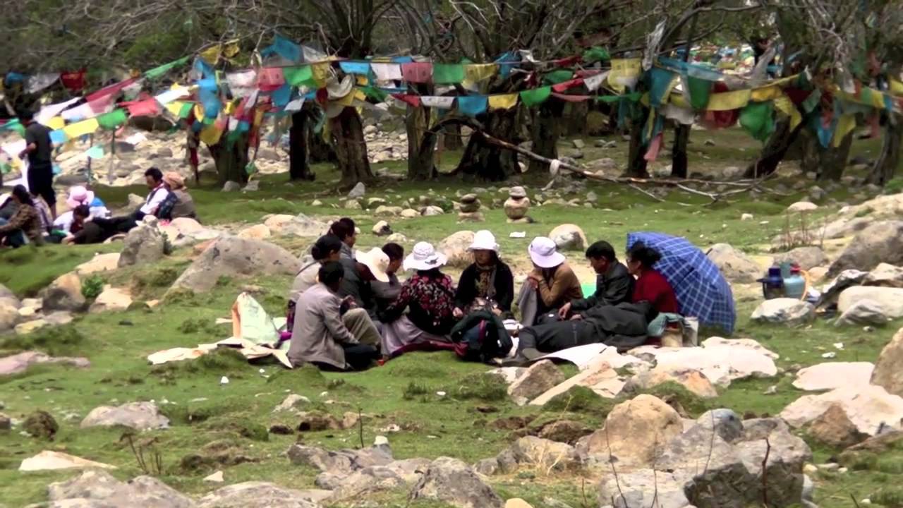 Mindfulness in Tibet (by Joost Pleune)