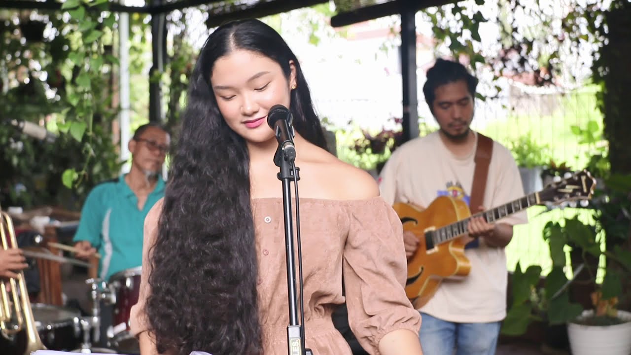 Juwita Malam | Marcella Dee