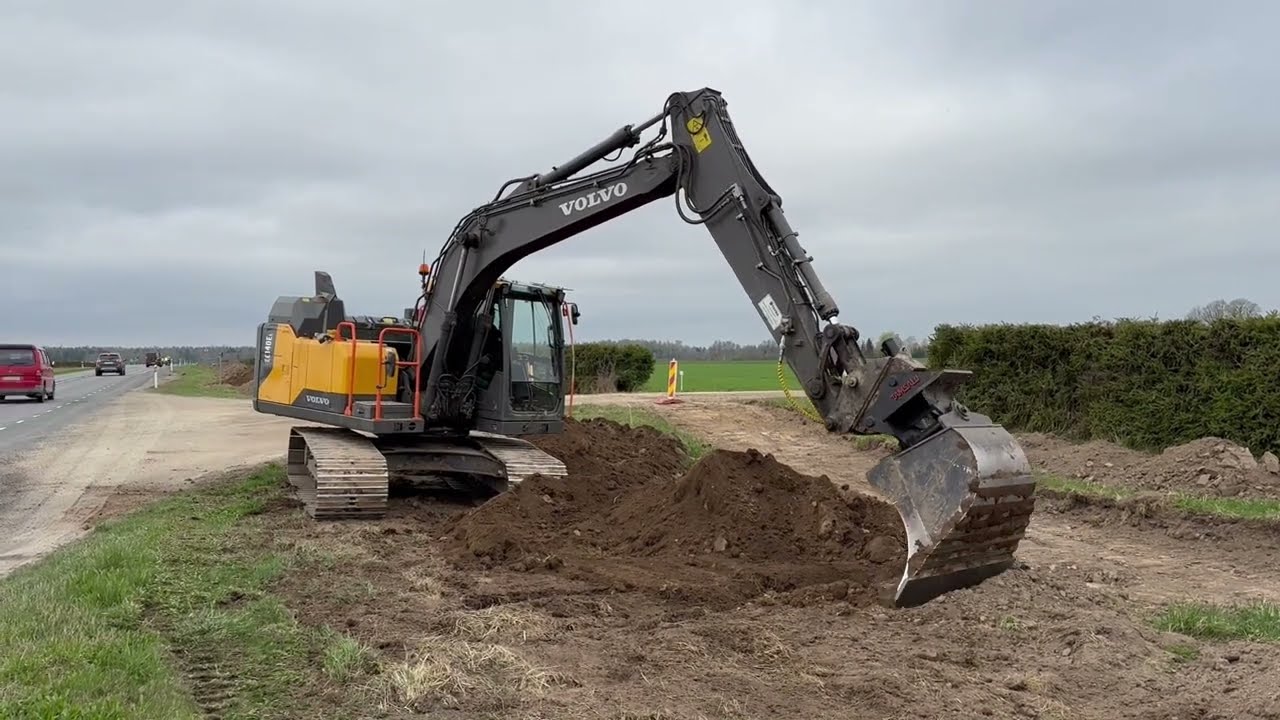 2018 Volvo EC140EL for sale
