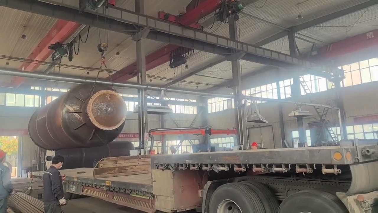 This 15-ton monster is heading to the customer's site! 🚛