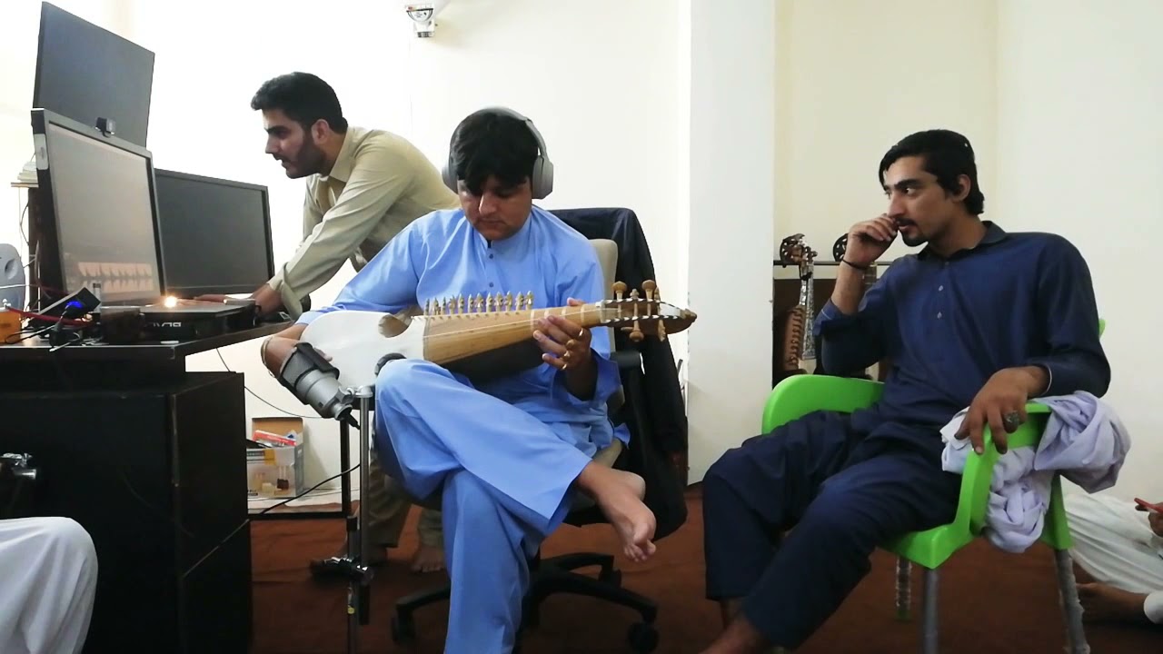 Shahid Ahmad ao |sharu khan recording r|| rasha dilbra raqeban. Me gadawe