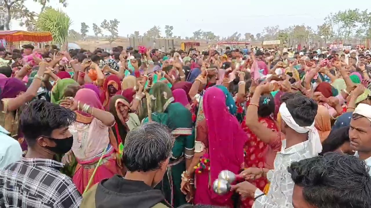 Aadiwasi chhak devjhiri me आदिवासी छाक देवझिरी में #आदिवासी #dance #shortvideo 