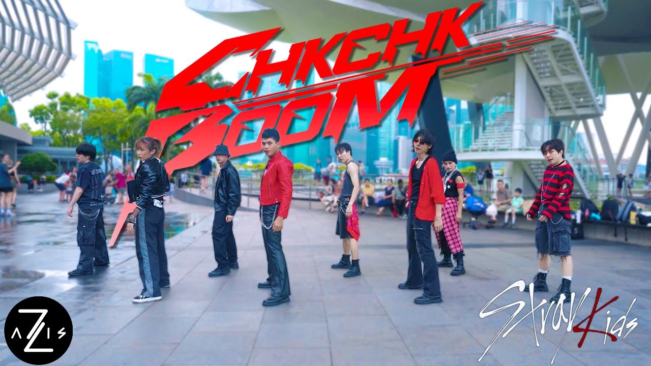 [KPOP IN PUBLIC / ONE TAKE] Stray Kids 
