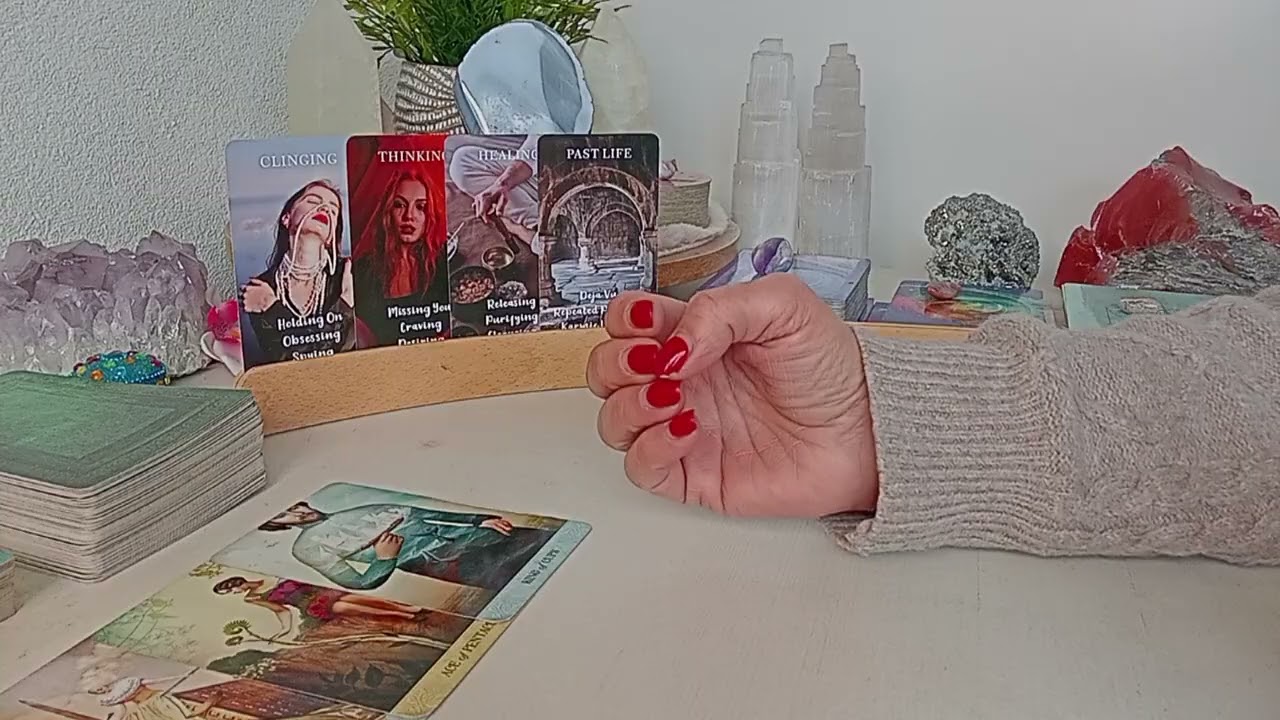 Schorpioen ♏️ Liefde ❤️ Je probeert iets los te laten maar dit is heel moeilijk! 💕🍀🙏
