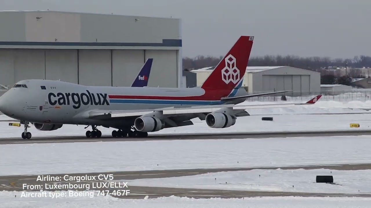 9 minutes of amazing winter plane spotting from the Indianapolis international airport January 29 26