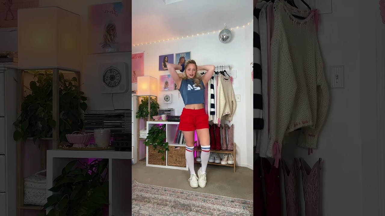 #80s #80sfashion #80sstyle#80ssummer #vintage #retro #vintagefashion #fashion #style#outfits #Summer