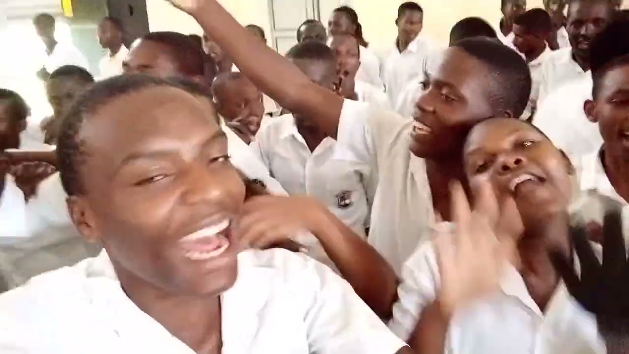 S.4 Performing live  Kuliko Jana by Sauti Sol. Nakivale Secondary school dedication day