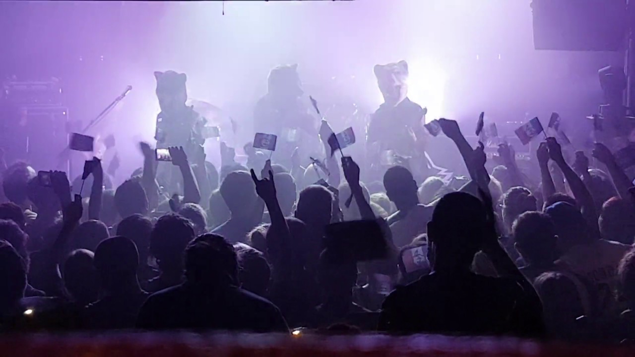 Man With A Mission - Raise Your Flag Live in Paris