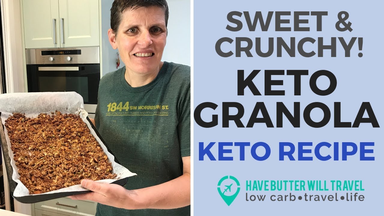 Keto Granola | Perfect with yoghurt and berries!