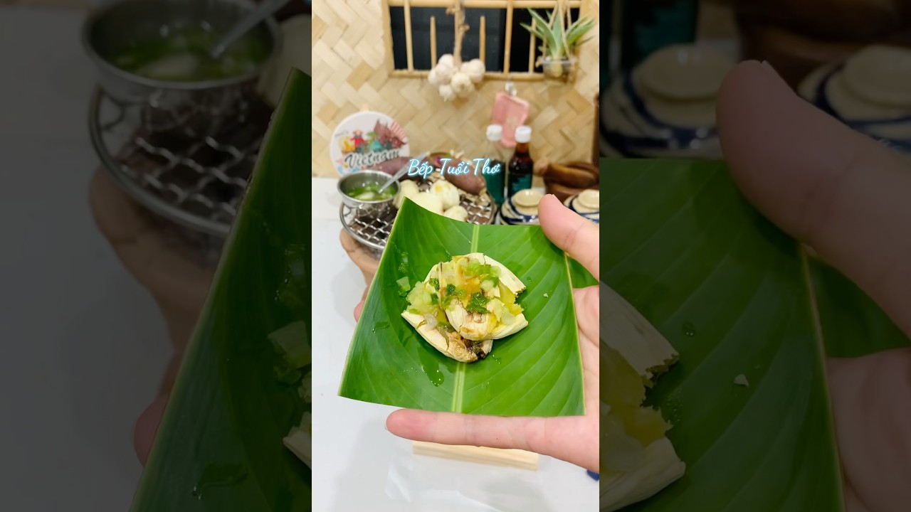 Grilled sweet potatoes 🍠 with scallion oil #minivlog #streetfood #monngonmientay #qu&ecirc;hương