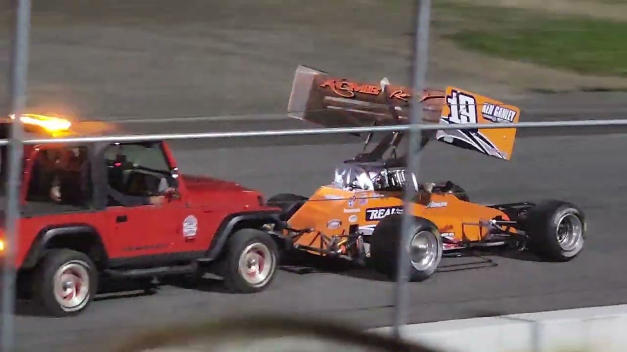 ISMA/MSS SUPERMODIFIEDS Championship night at Evans Mills