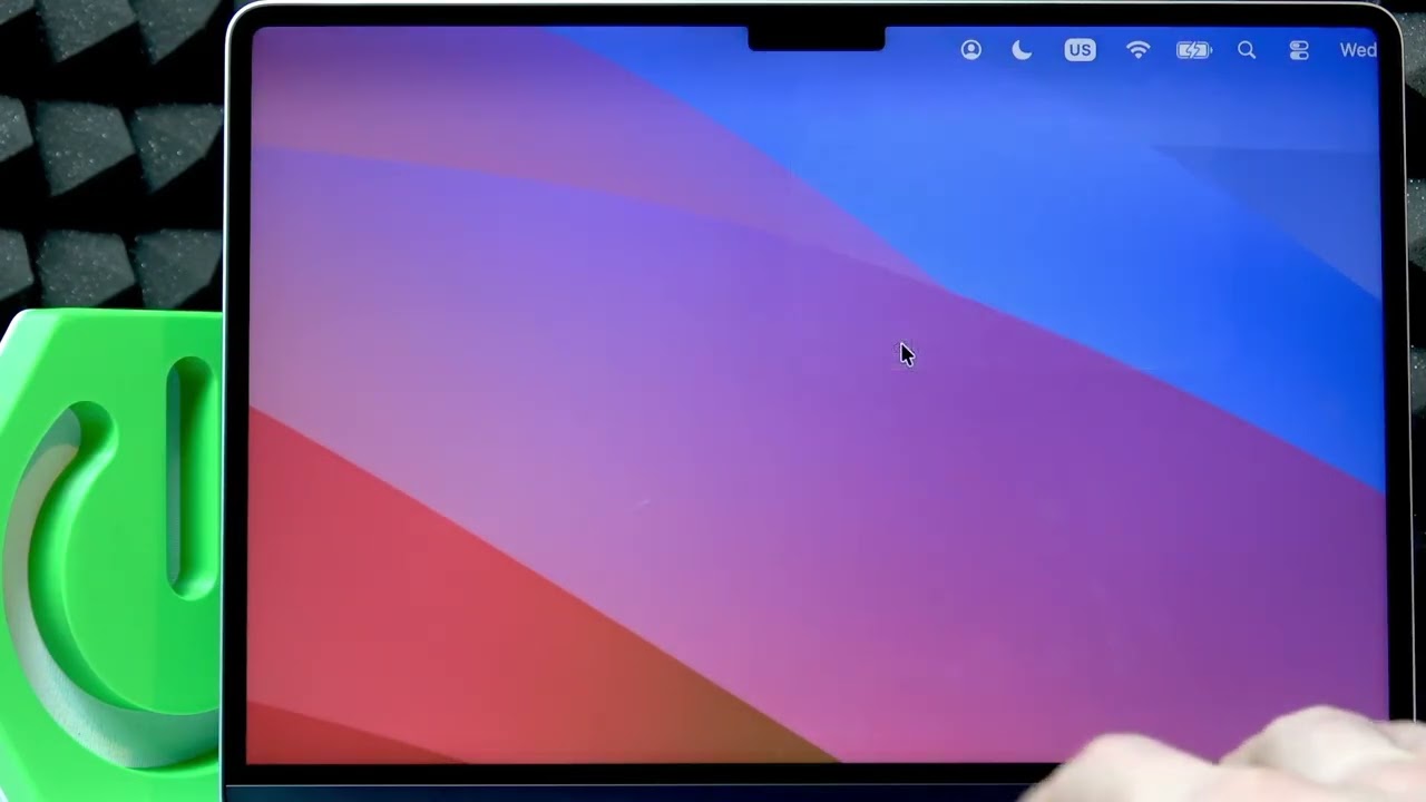 Wie aktiviere ich den Energiesparmodus (Low Power Mode) auf dem MacBook Air M4?