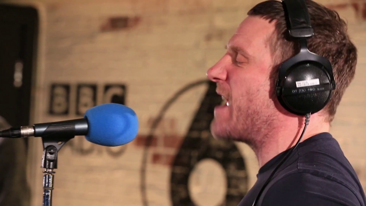 Sleaford Mods - Dad's Corner (6 Music Live Room session)