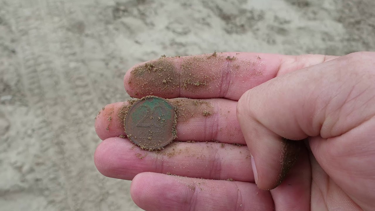 Снайперка на  Minelab EQUINOX 800 и первое серебро