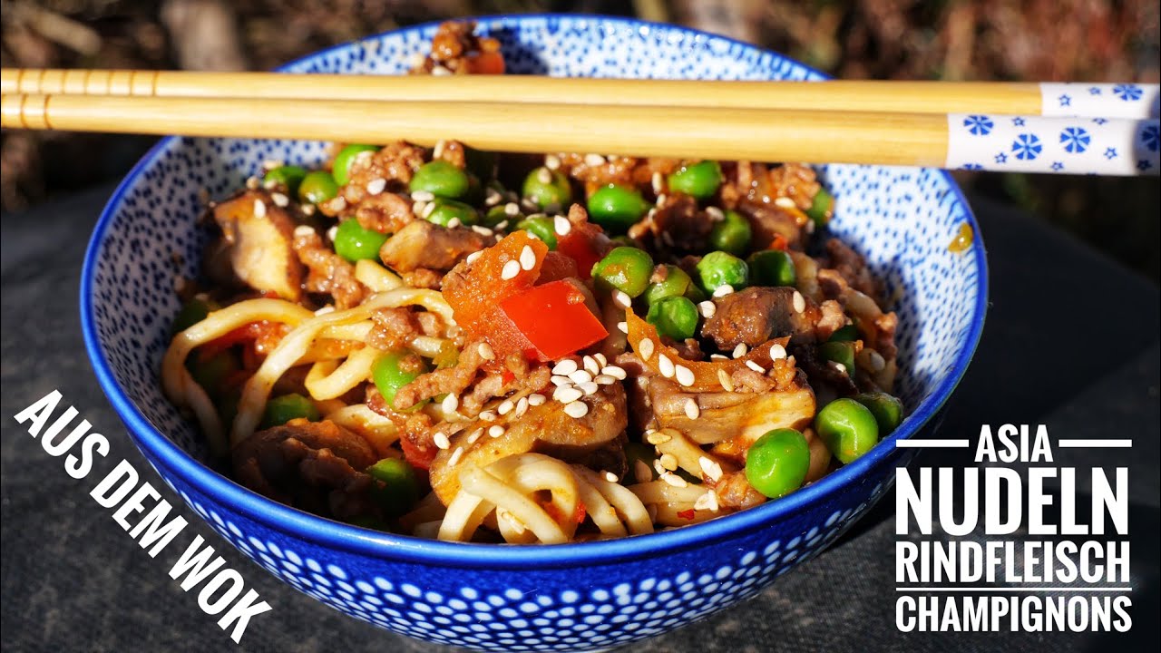 #584: Asiatische Nudeln mit Rindfleisch und Pilzen - mal wieder den Wok angeworfen