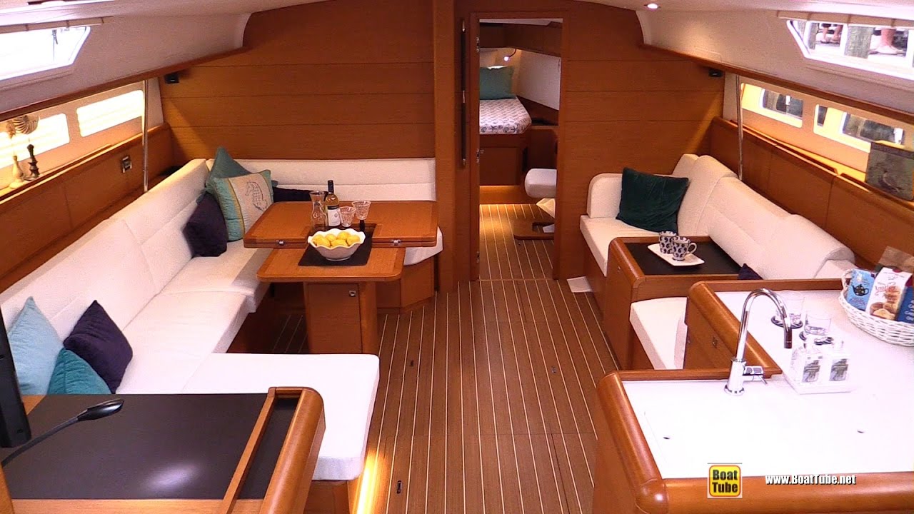 2017 Jeanneau Sun Odyssey 519 - Deck and Interior Walkaround - 2016 Annapolis Sailboat Show