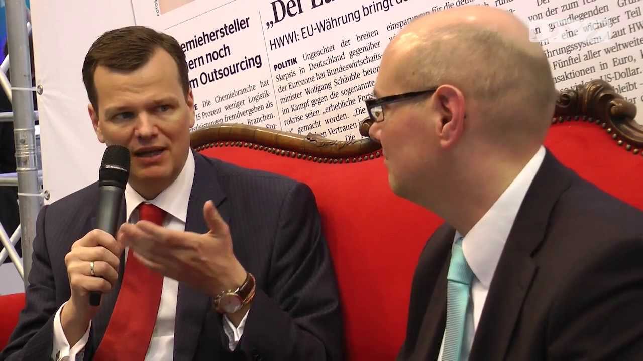 Rotes Sofa: Ewald Raben im DVZ-Interview