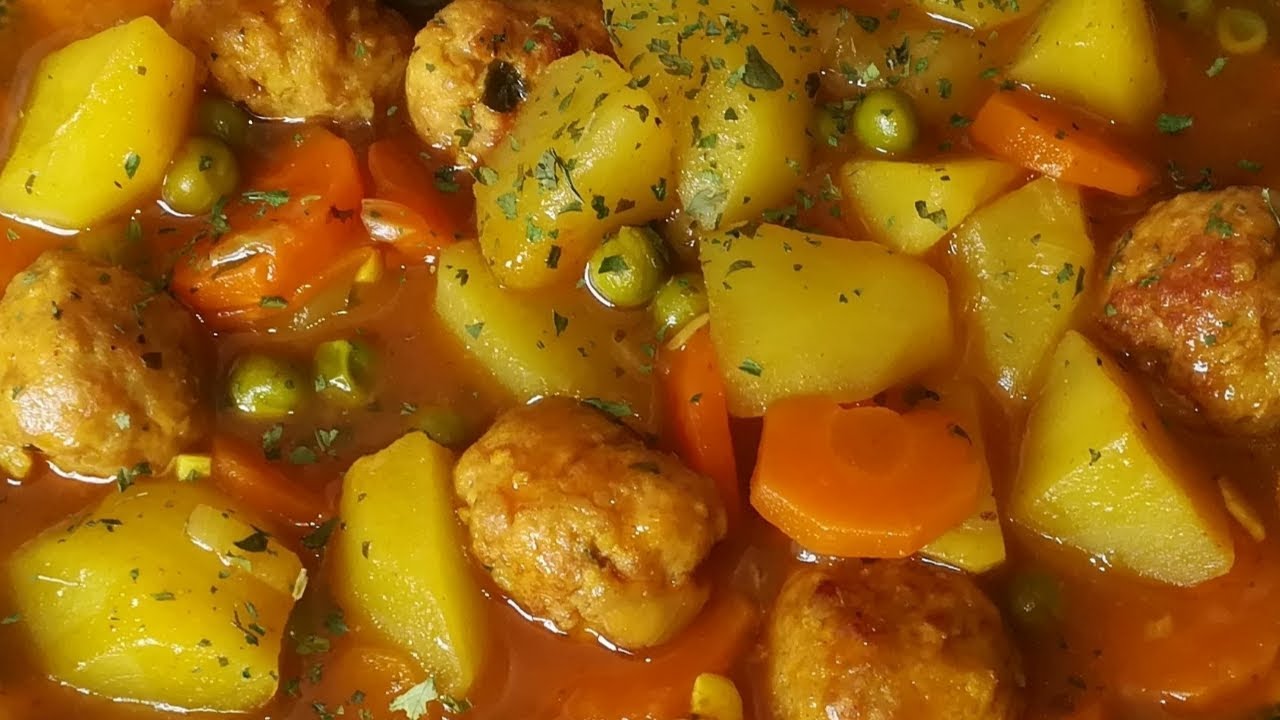 Тефтели с картофелем, морковью и горошком 🥔🥕🧅🧄 Очень просто !!