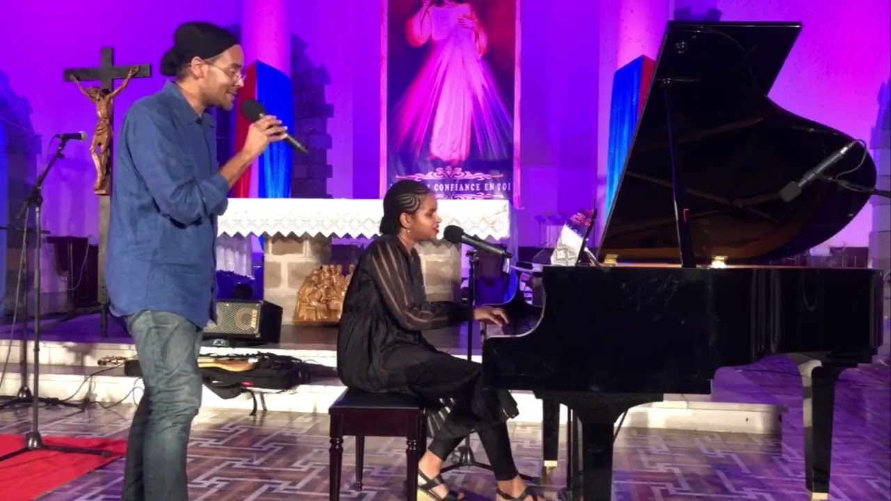 Luan Pommier et Fabrice di Falco chante l’hymne à l’amour au festival Filao Martinique
