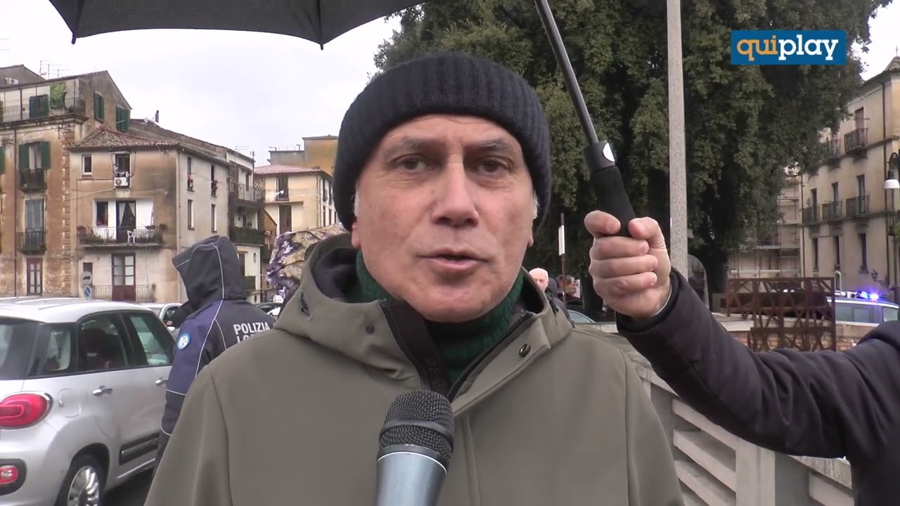 Cosenza: crolla la strada in contrada Jassa. Frazione isolata, 10 persone bloccate