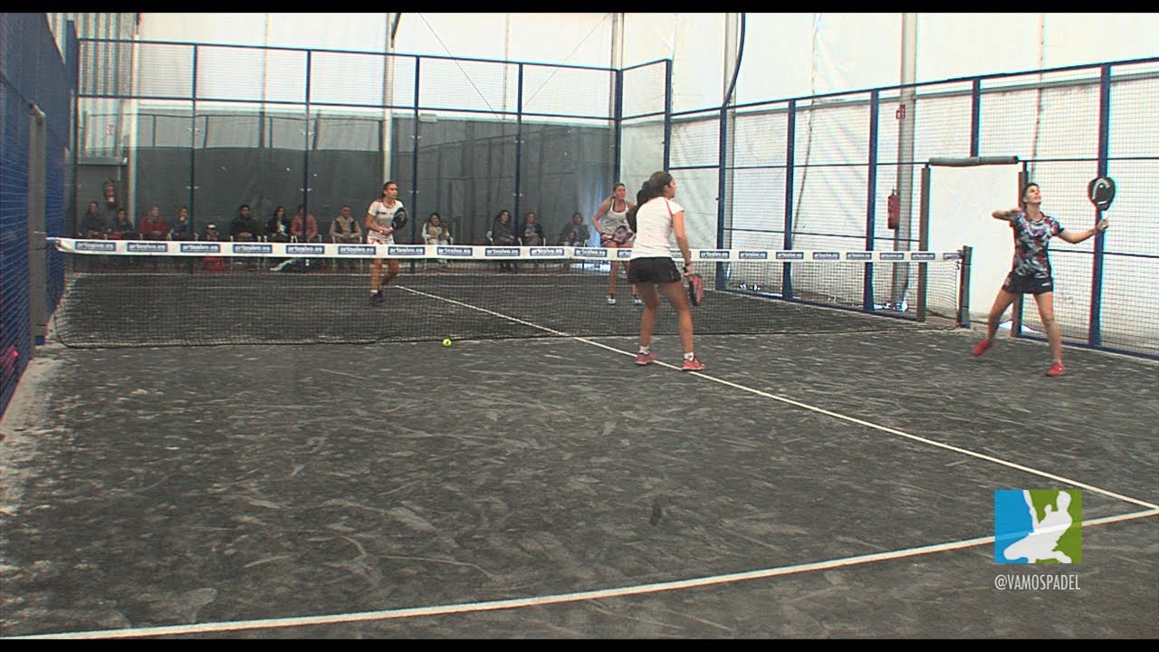 Vamos Pádel. Arantxa Soriano y Marta Borrero contra Patricia Martínez y Manuela Schuck