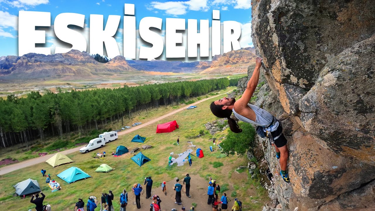 Yüzlerce İnsan Kaya Tırmanışı Yapmak için Eskişehir'de Buluştu #168