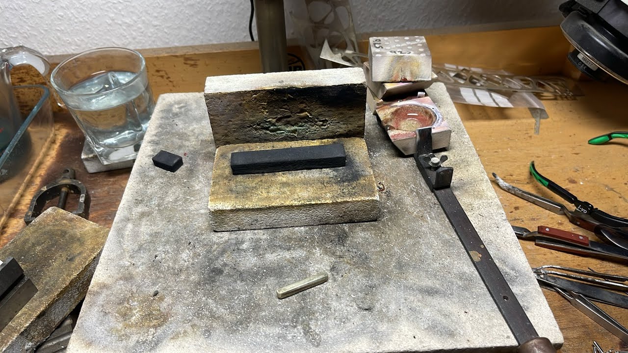 Live Stream: Annealing Gold Ingots with Roberts & Co – Enhance Your Jewelry Making Skills