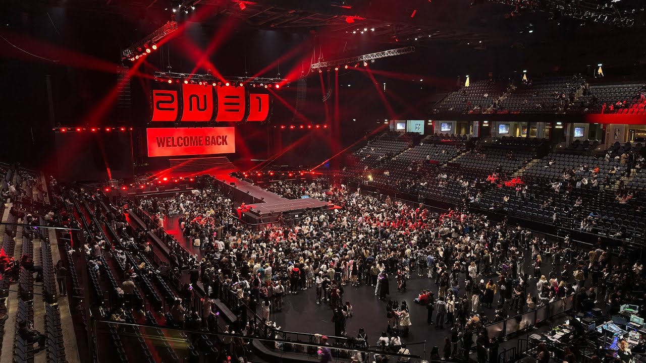 2NE1 