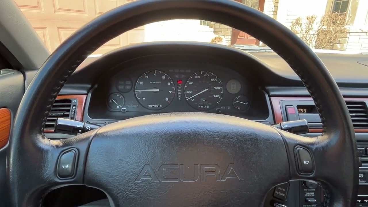 Acura Vigor GS 1993 года выпуска, с возможностью запуска двигателя после прогрева и смешанным реж...