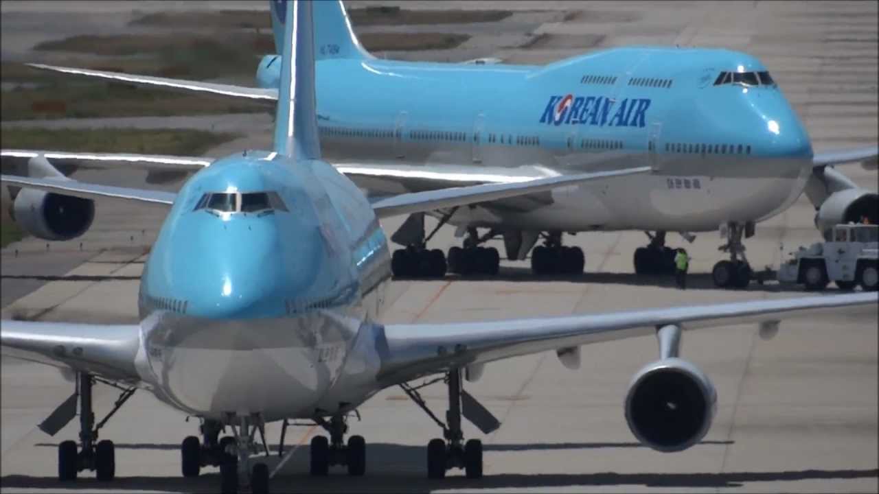 Plane Spotting: Two Boeing 747 Korean Air departing from Kansai Int`l Airport