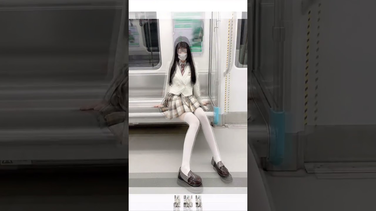 今天西服好白，所以，一起坐地铁吗？#jk #穿搭 #beautiful #dance #style #music #shorts