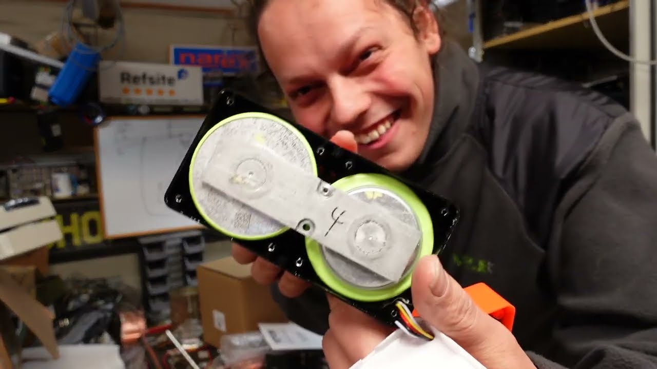 Kapacitní bodovačka na baterie - MOT KILLER