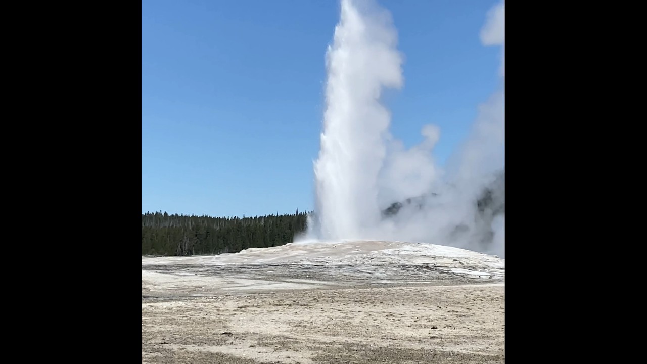 The Majestic Display of The Old Faithful Geyser || Yellowstone National Park