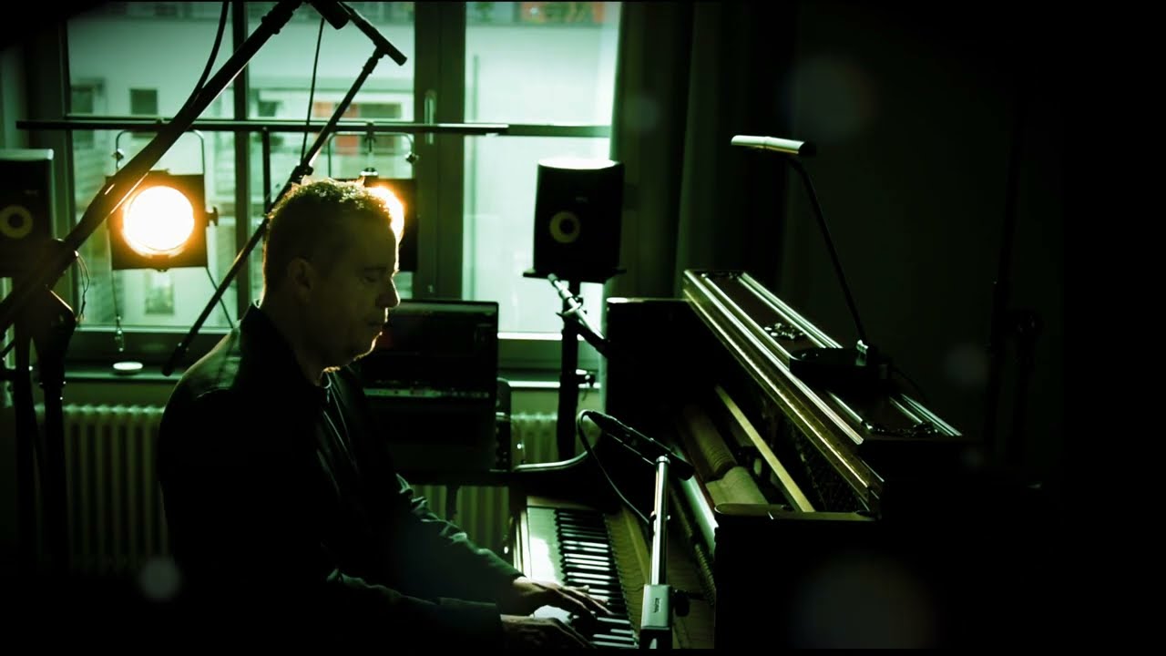 Dirk Maassen - Sailing (Live)