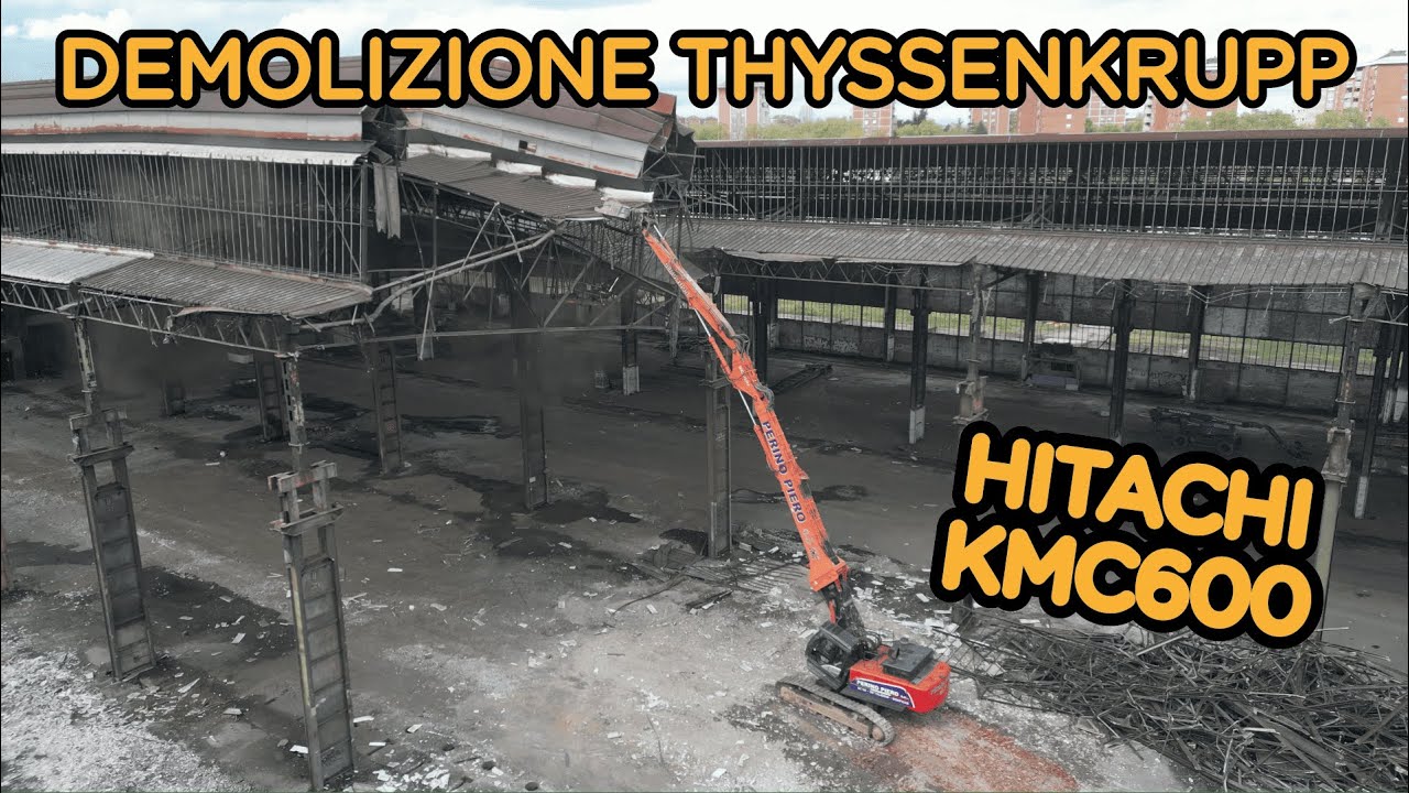 DEMOLIZIONE THYSSENKRUPP TORINO - Abbattimento di capriata in acciaio con HITACHI KMC600