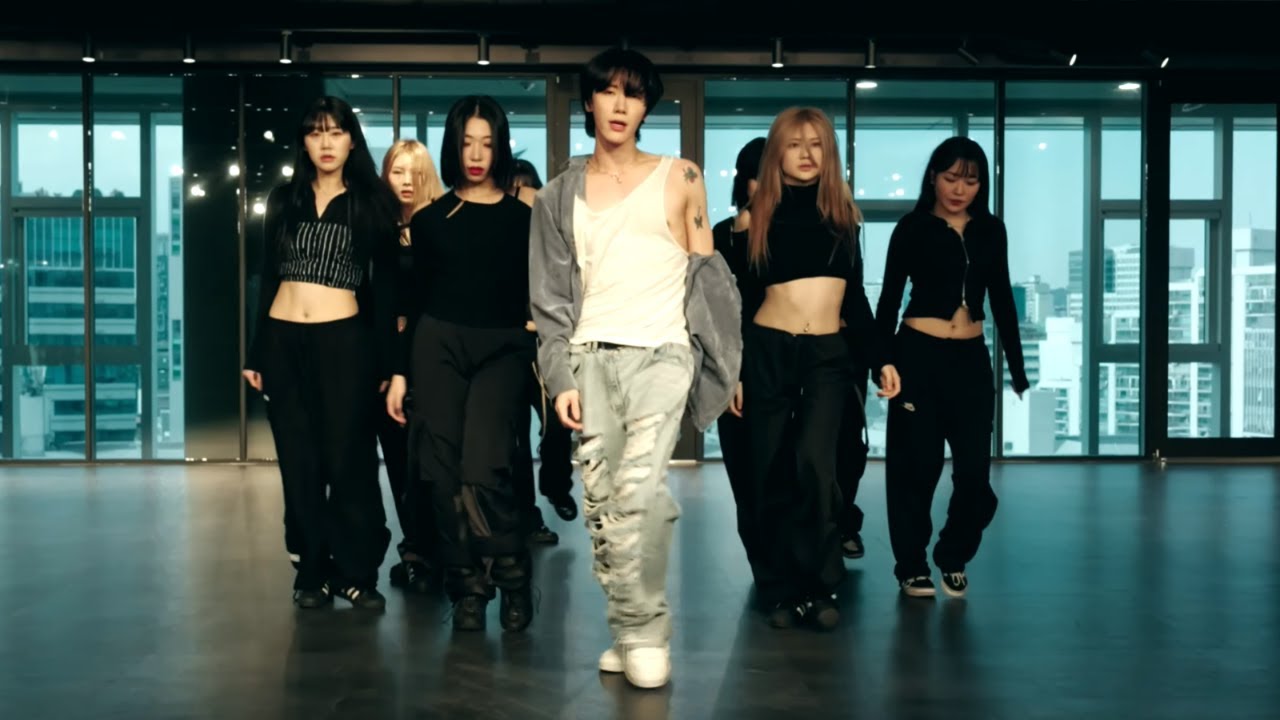 TEN - &lsquo;Birthday&rsquo; Dance Practice Mirrored