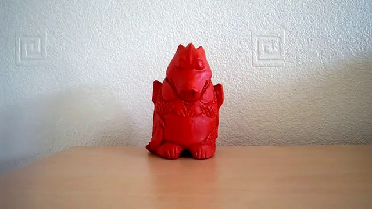 WELSH. How to say hello in Welsh. Shwmae by Dai Dragon.