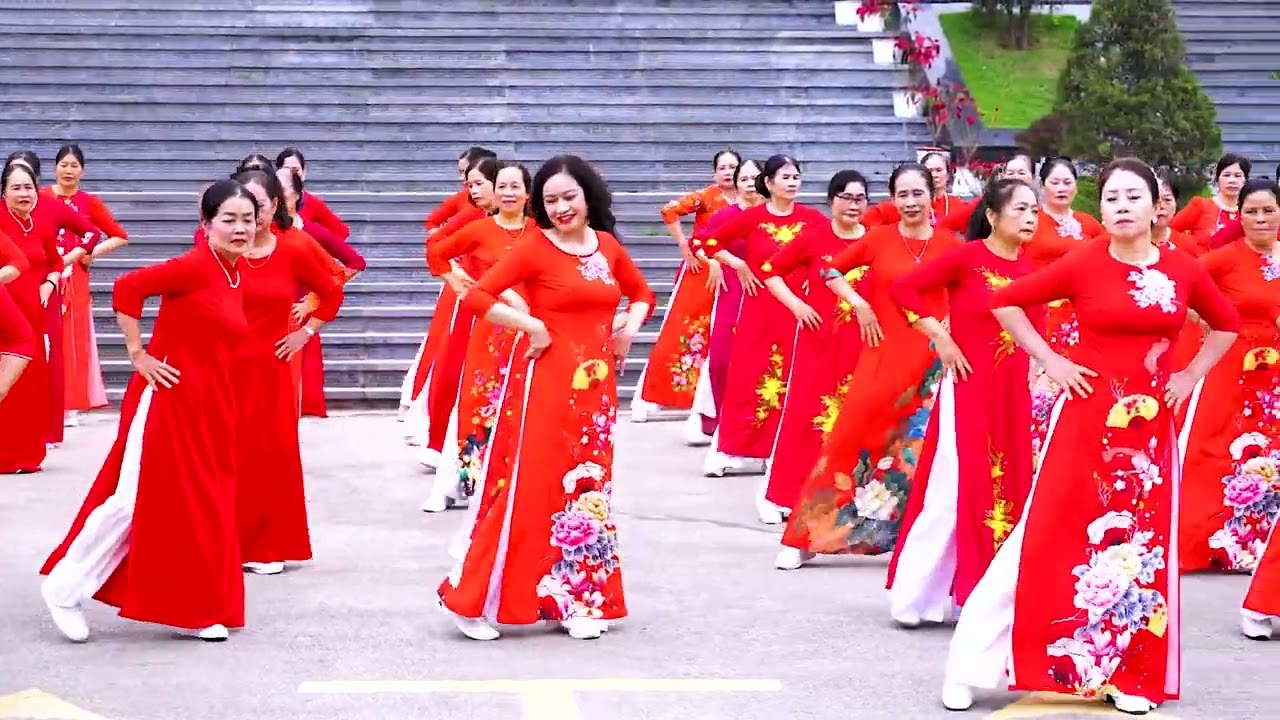 Múa hội thi phụ nữ 2026 dân vũ