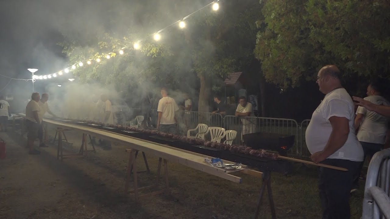 Ecco l'arrosticino più grande del mondo