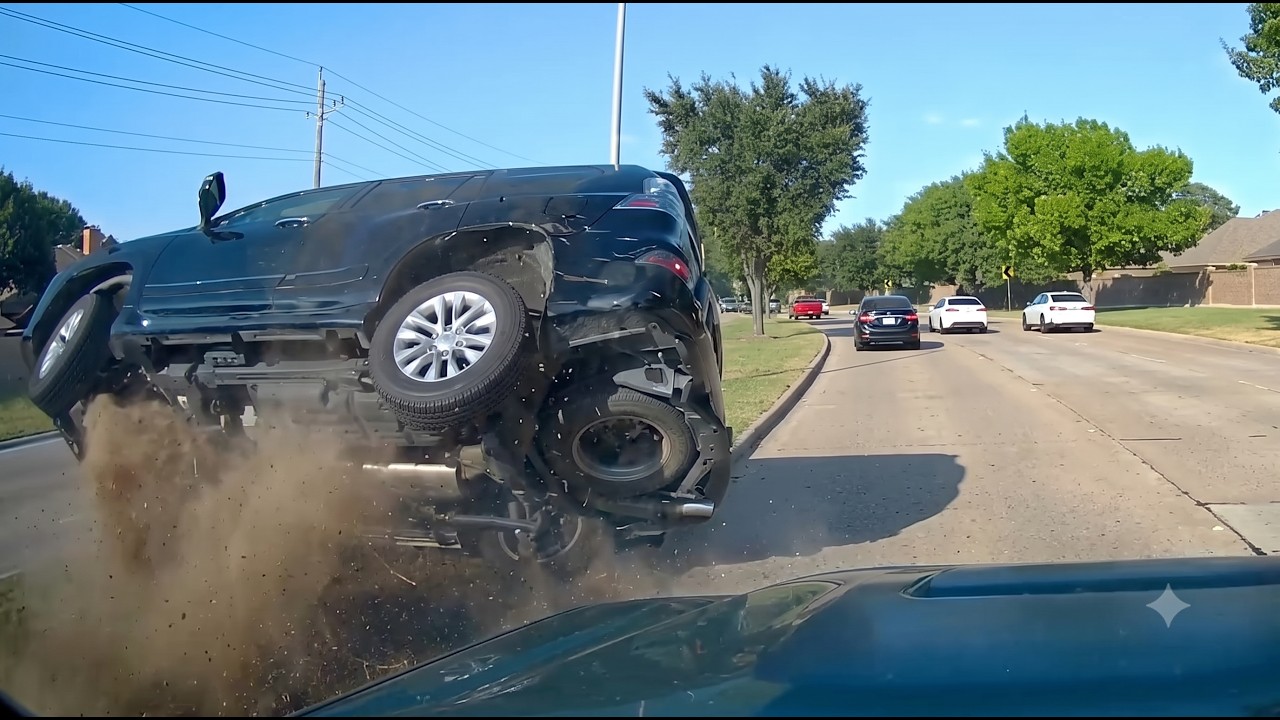 Idiots In Cars #61 (Compilation 2026)