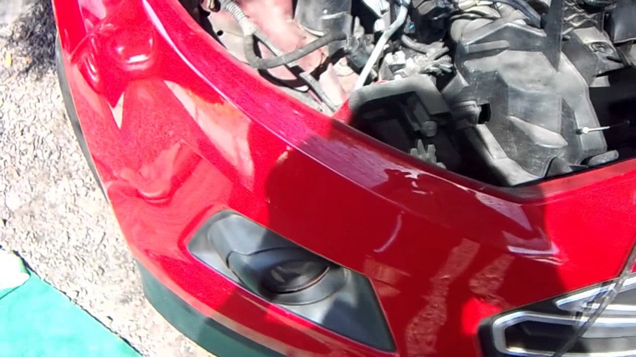 Como desarmar paragolpe delantero de Ford Ecosport