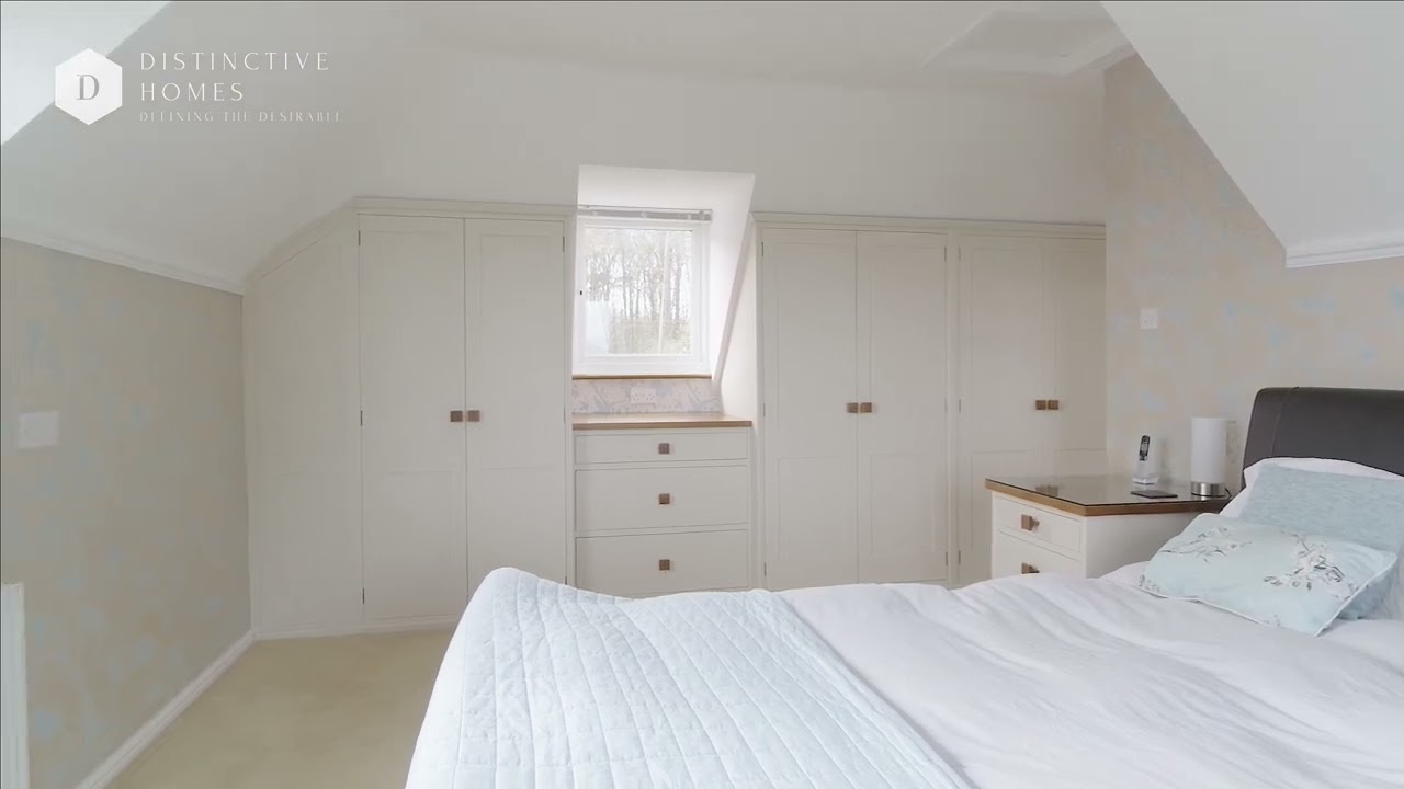 4 bed detached house for sale in Faversham Road, Ashford, TN25.